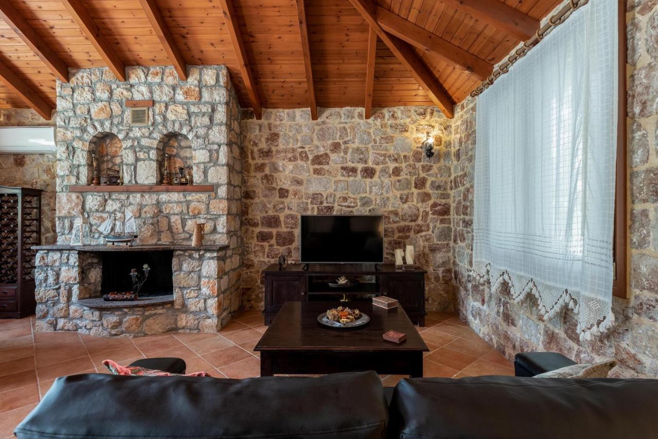 Vila Filerolia Stone House Pastida Exteriér fotografie